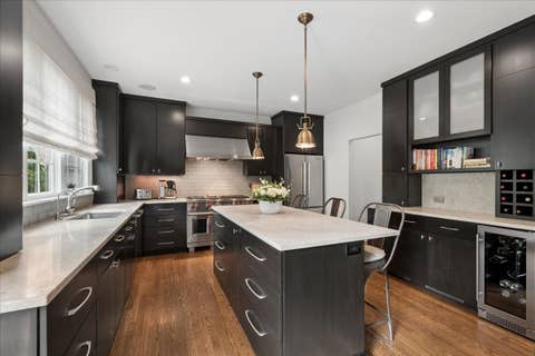 Tiny photo for 9550 Central Park Avenue, Evanston, IL 60203 (MLS # 12678839)