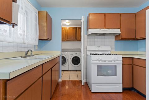 Tiny photo for 18596 W Karen Lane, Gurnee, IL 60031 (MLS # 12518950)