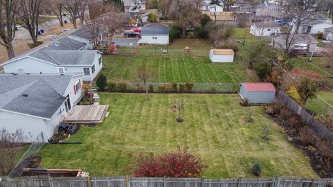 Tiny photo for 18596 W Karen Lane, Gurnee, IL 60031 (MLS # 12518950)