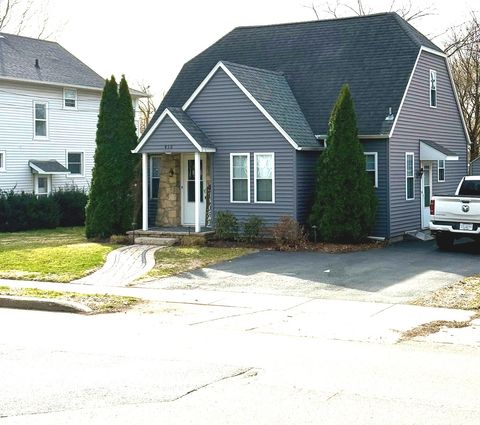 Tiny photo for 412 E Bradshaw Street, Dixon, IL 61021 (MLS # 12603623)