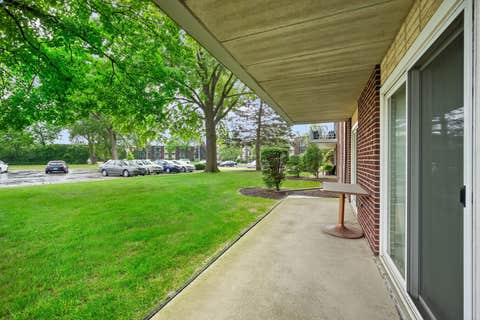 Tiny photo for 2900 MAPLE Avenue #4A, Downers Grove, IL 60515 (MLS # 12662783)