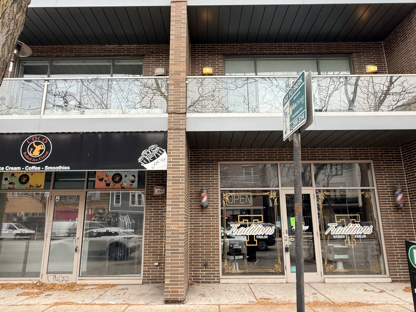 1110 N ASHLAND Avenue