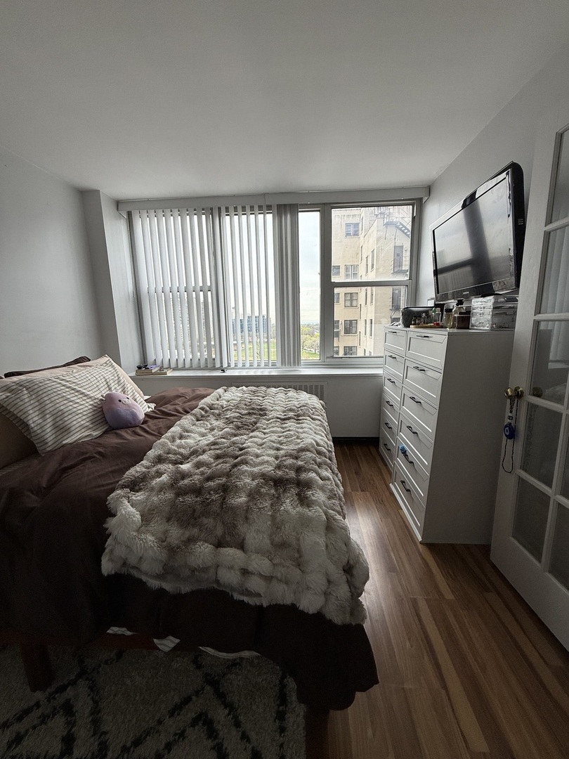 4250 N Marine Drive 1232