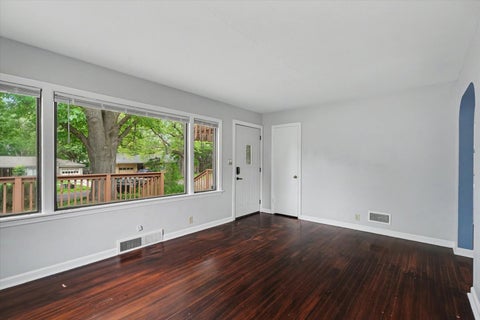 Tiny photo for 610 S Western Avenue, Champaign, IL 61821 (MLS # 12627006)