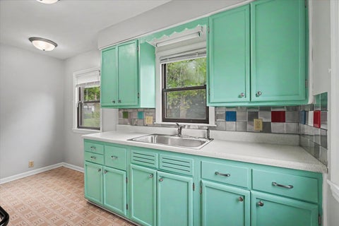 Tiny photo for 610 S Western Avenue, Champaign, IL 61821 (MLS # 12627006)