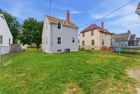 Tiny photo for 313 S Thornwood Avenue, Davenport, IA 52802 (MLS # 12670729)