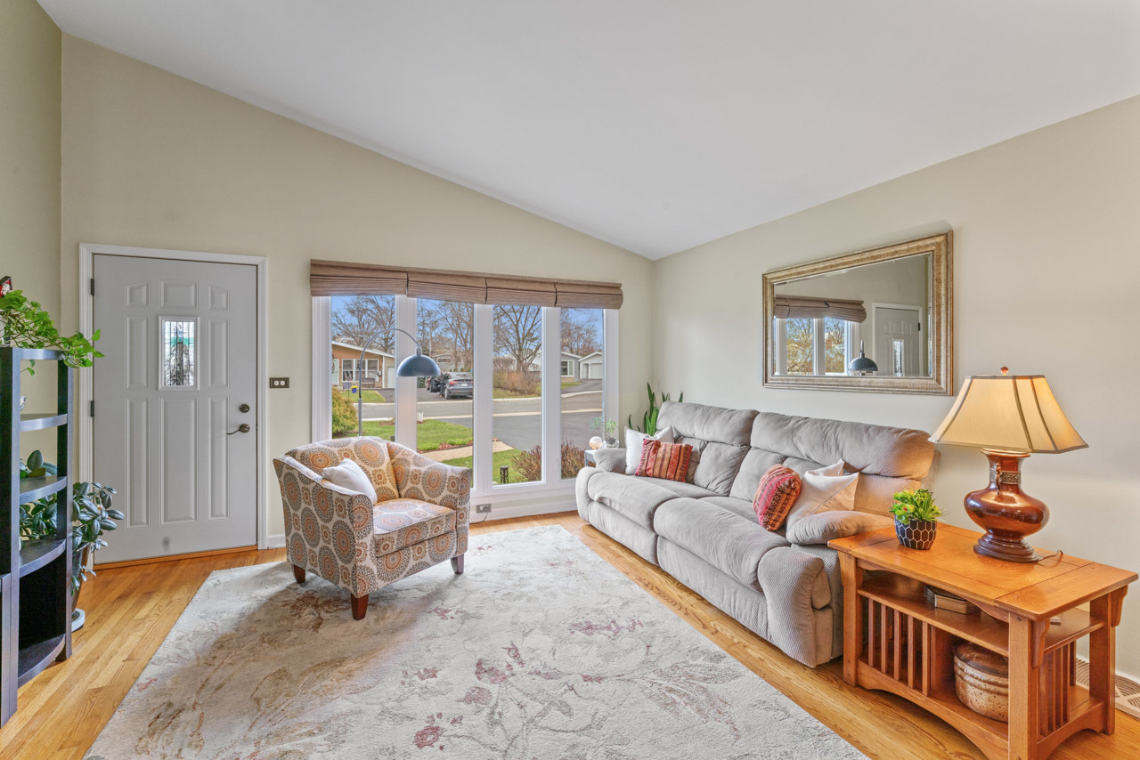 212 Valerie Court