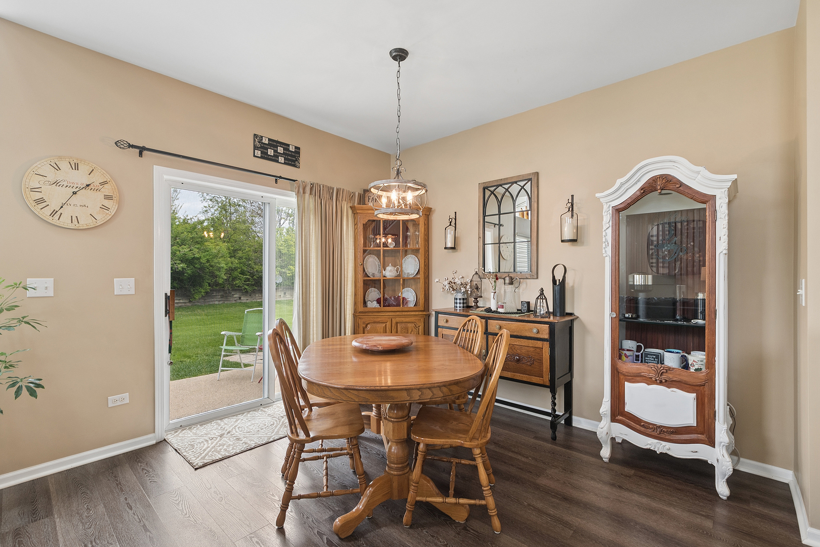 Properties 4 14910 W Victoria Crossing 0
