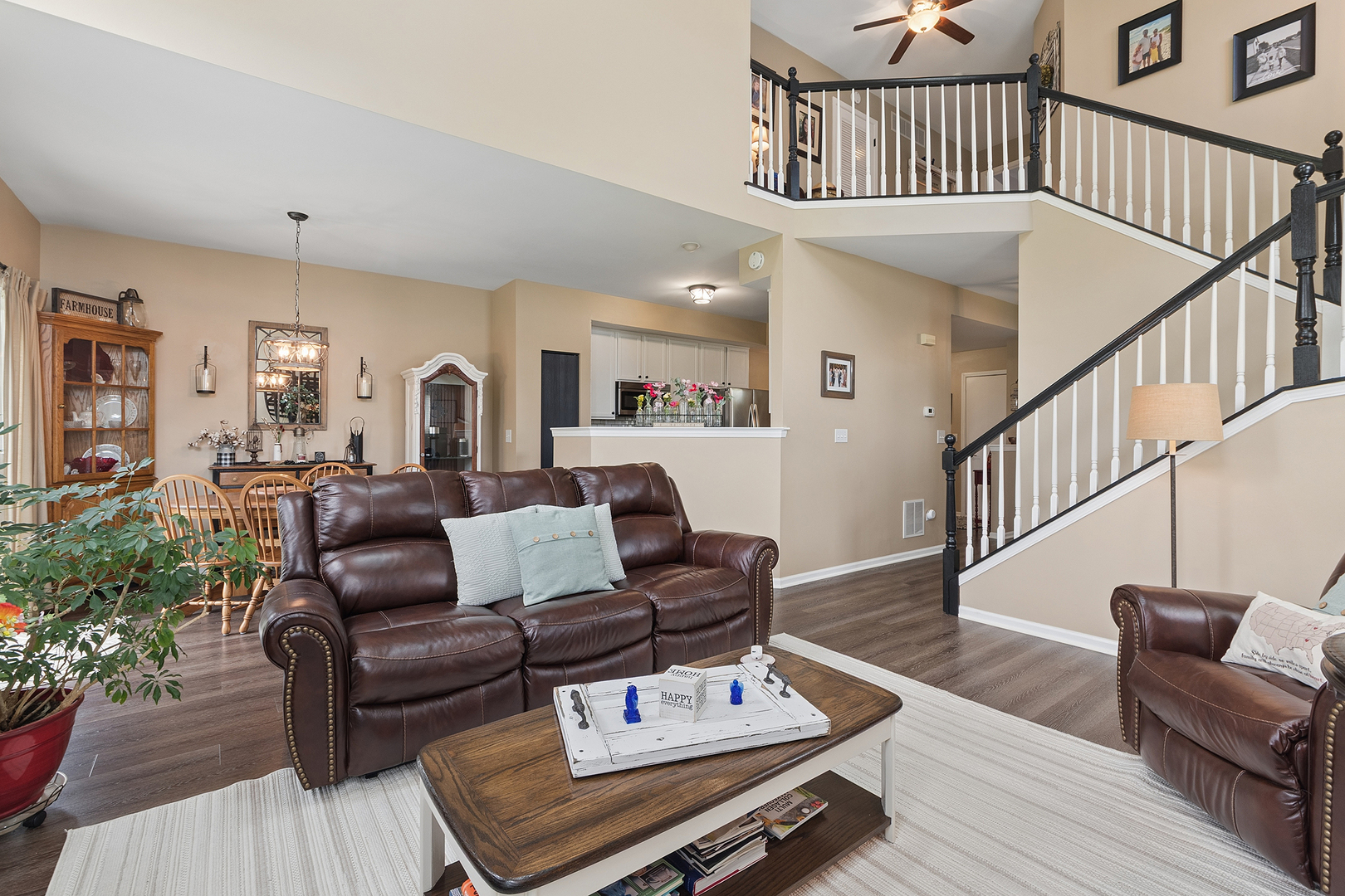 Properties 3 14910 W Victoria Crossing 0