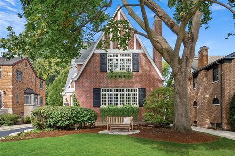 737 Maclean Avenue Kenilworth IL 60043