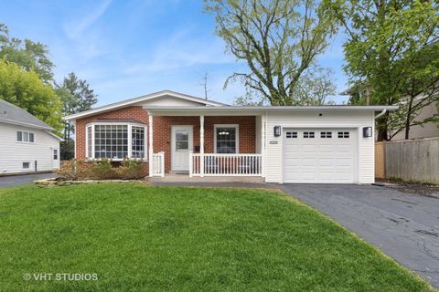 123 N Cedar Street Palatine IL 60067