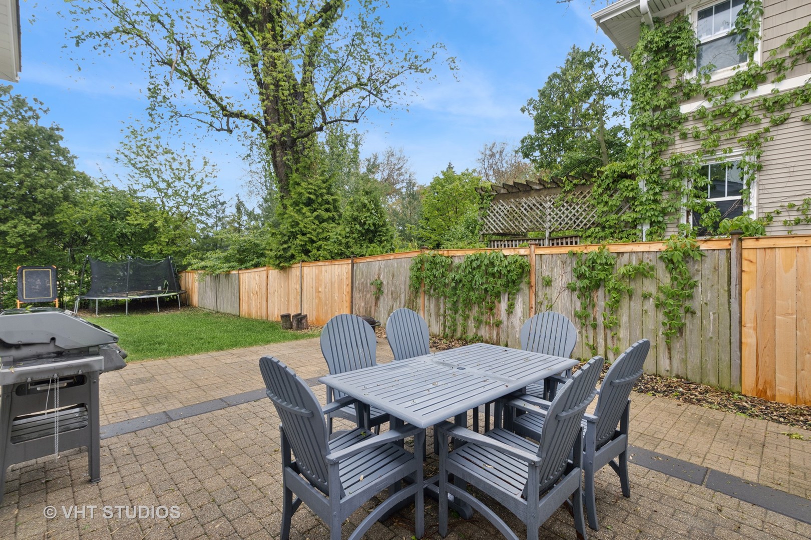 Palatine, Illinois 60067, United States, 4 Bedrooms Bedrooms, ,2 BathroomsBathrooms,Residential,Active,229224