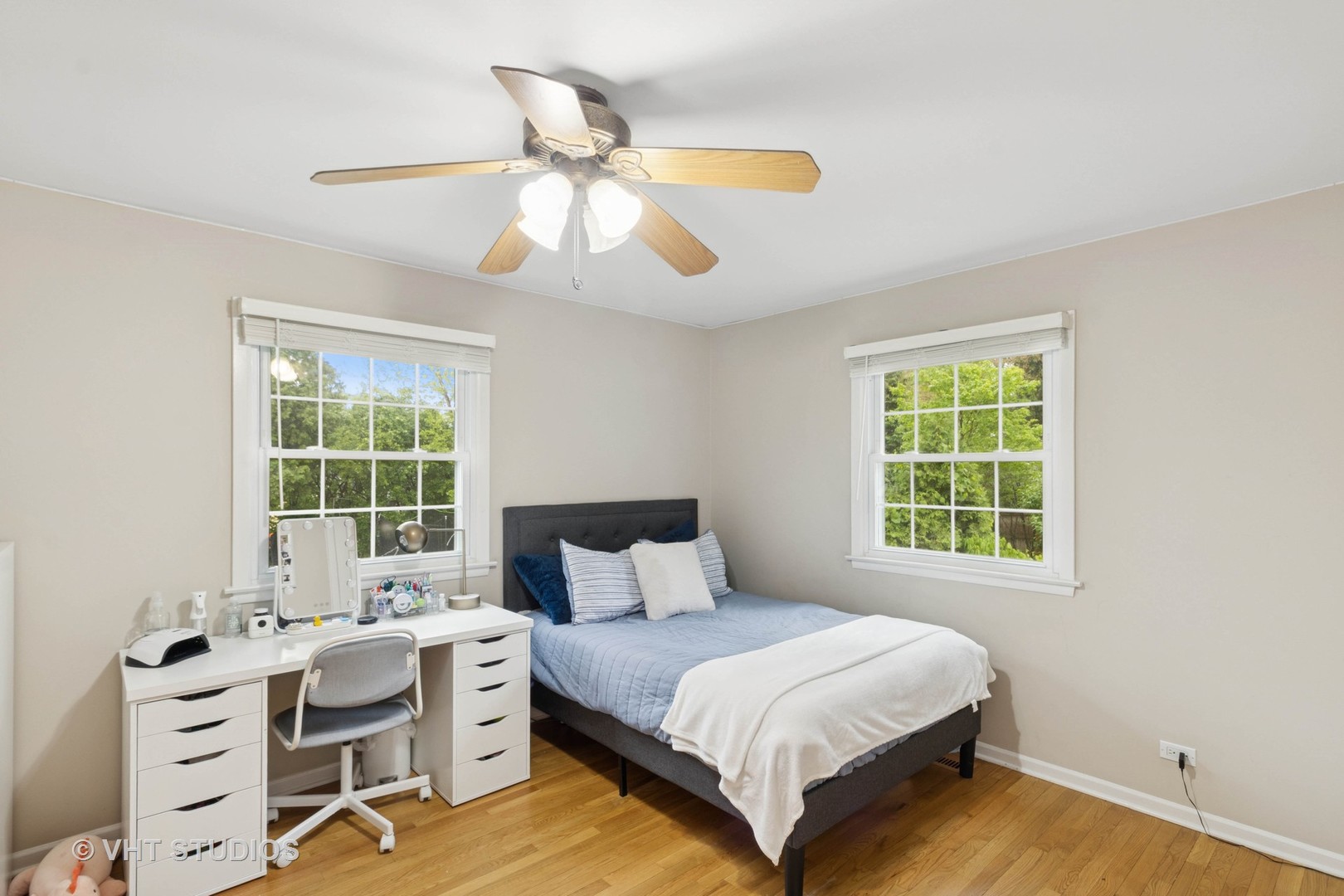 Palatine, Illinois 60067, United States, 4 Bedrooms Bedrooms, ,2 BathroomsBathrooms,Residential,Active,229224