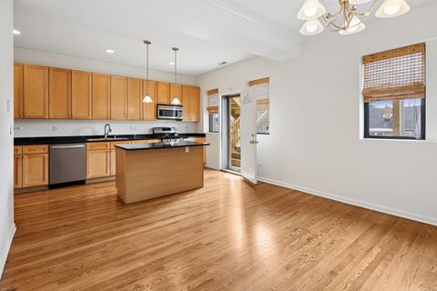 Tiny photo for 1313 W Pratt Boulevard #2W, Chicago, IL 60626 (MLS # 12587646)