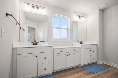 Tiny photo for 245 Goldenrod Drive, Sugar Grove, IL 60554 (MLS # 12569385)