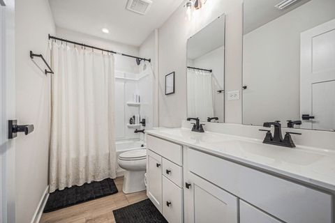 Tiny photo for 245 Goldenrod Drive, Sugar Grove, IL 60554 (MLS # 12569385)