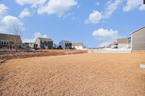 Tiny photo for 245 Goldenrod Drive, Sugar Grove, IL 60554 (MLS # 12569385)