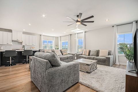 Tiny photo for 245 Goldenrod Drive, Sugar Grove, IL 60554 (MLS # 12569385)