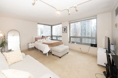 Tiny photo for 440 N Wabash Avenue #1710, Chicago, IL 60611 (MLS # 12604965)