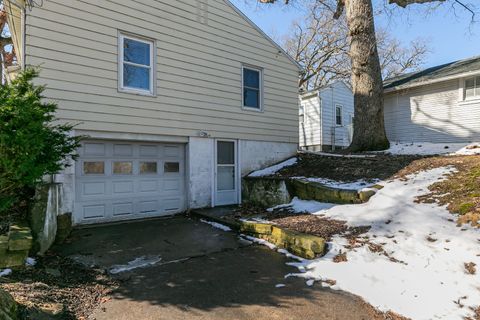Tiny photo for 1659 33rd St, Moline, IL 61265 (MLS # 12602548)
