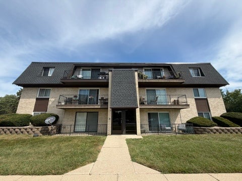Photo of 11127 S 84th Avenue #1-A, Palos Hills, IL 60465 (MLS # 12767297)