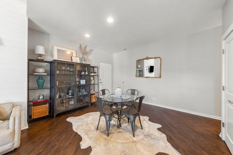Tiny photo for 1808 N Bissell Street #3A, Chicago, IL 60614 (MLS # 12507332)