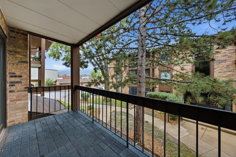 Tiny photo for 7505 175th Street #124, Tinley Park, IL 60477 (MLS # 12726620)