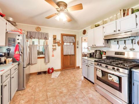 Tiny photo for 2516 Bittersweet Avenue, Holiday Hills, IL 60051 (MLS # 12664294)