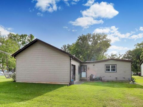 Tiny photo for 2516 Bittersweet Avenue, Holiday Hills, IL 60051 (MLS # 12664294)