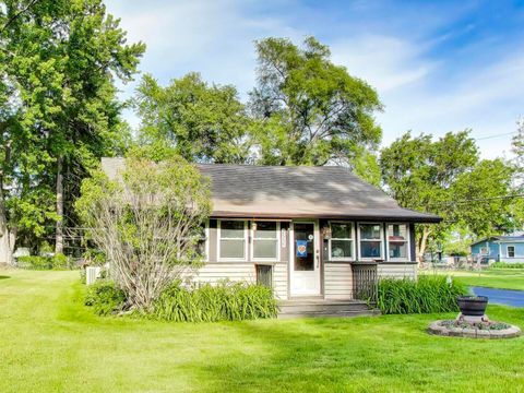 Tiny photo for 2516 Bittersweet Avenue, Holiday Hills, IL 60051 (MLS # 12664294)