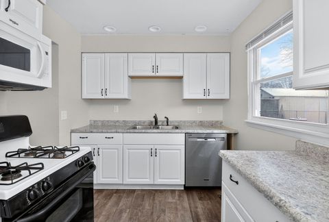 Tiny photo for 86 Circle Drive E, Montgomery, IL 60538 (MLS # 12621315)