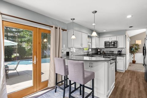 Tiny photo for 542 Waterford Drive, Oswego, IL 60543 (MLS # 12625634)