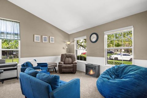 Tiny photo for 542 Waterford Drive, Oswego, IL 60543 (MLS # 12625634)