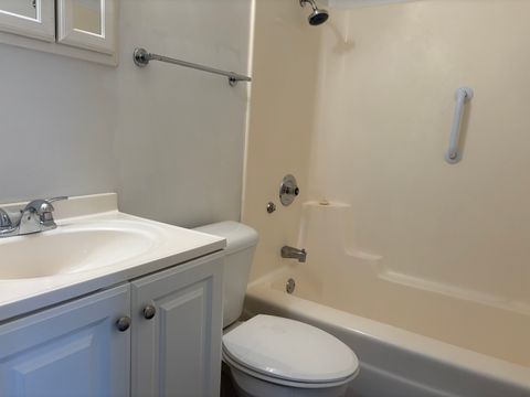 Tiny photo for 11 Saint Thomas Colony #7, Fox Lake, IL 60020 (MLS # 12588607)