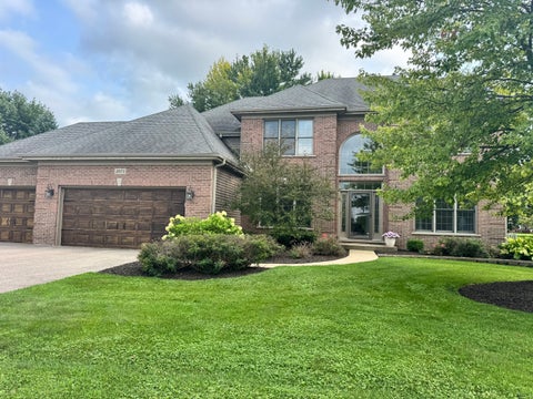 Photo of 2071 Tunbridge Trail, Algonquin, IL 60102 (MLS # 12754792)
