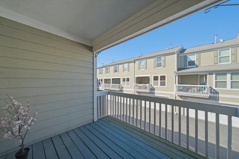 Tiny photo for 2448 Emily Lane, Elgin, IL 60124 (MLS # 12600099)