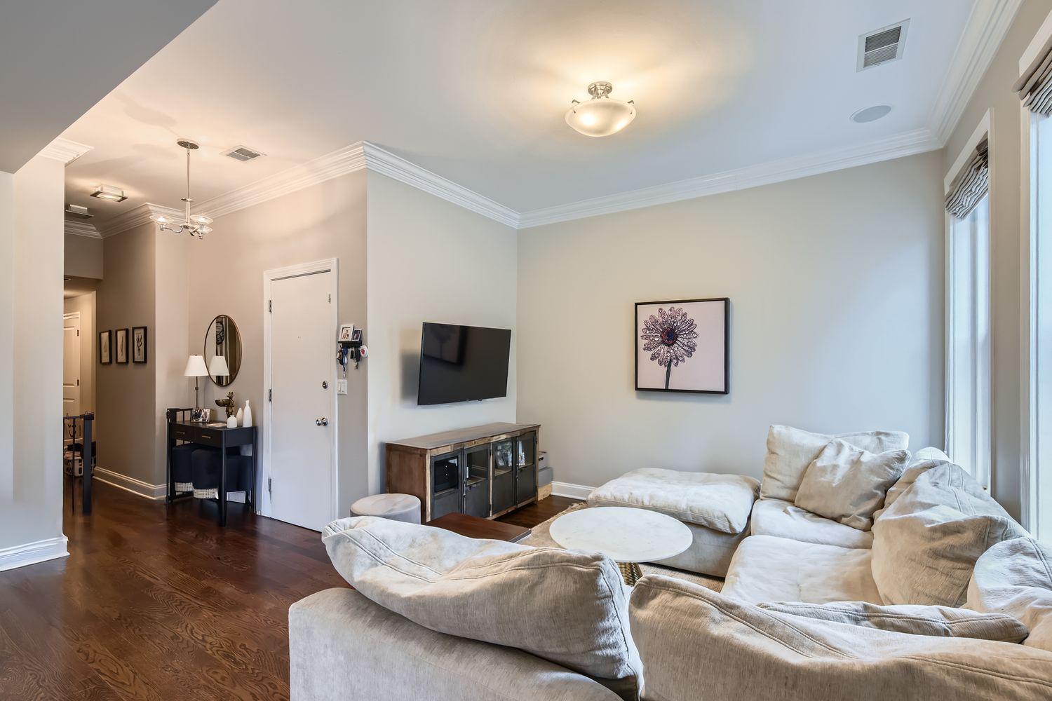 1500 N LASALLE Drive 2A