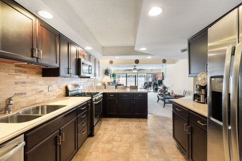 Tiny photo for 1S045 Spring Road #1D, Oakbrook Terrace, IL 60181 (MLS # 12506225)