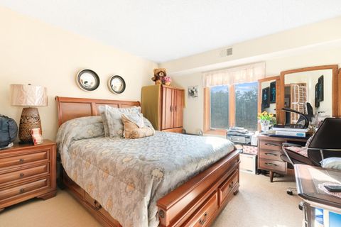 Tiny photo for 1S045 Spring Road #1D, Oakbrook Terrace, IL 60181 (MLS # 12506225)