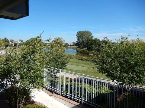Tiny photo for 123 Willow Brook Court #3, Schaumburg, IL 60195 (MLS # 12456929)