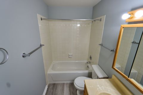 Tiny photo for 123 Willow Brook Court #3, Schaumburg, IL 60195 (MLS # 12456929)