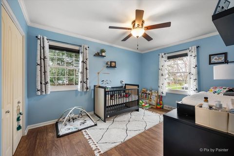 Tiny photo for 647 N Ridgemoor Avenue, Mundelein, IL 60060 (MLS # 12617665)