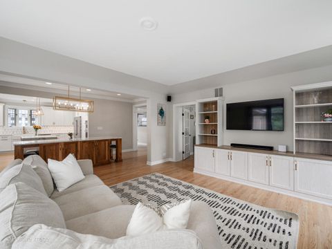 Tiny photo for 5406 Grand Avenue, Western Springs, IL 60558 (MLS # 12496075)