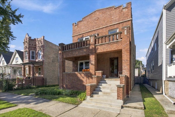 2446 N SPRINGFIELD AVE # 2, CHICAGO, IL 60647 - Image e07ef5d5cc2c7dbf01076e4a276c6ef6/3634267823