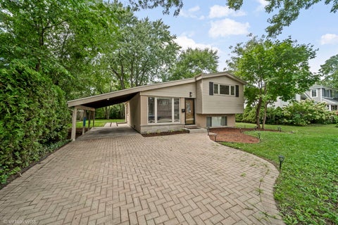 Tiny photo for 840 Fair Lane, Northbrook, IL 60062 (MLS # 12761956)