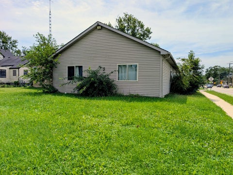 Tiny photo for 1201 E Chestnut Street, Kankakee, IL 60901 (MLS # 12734938)