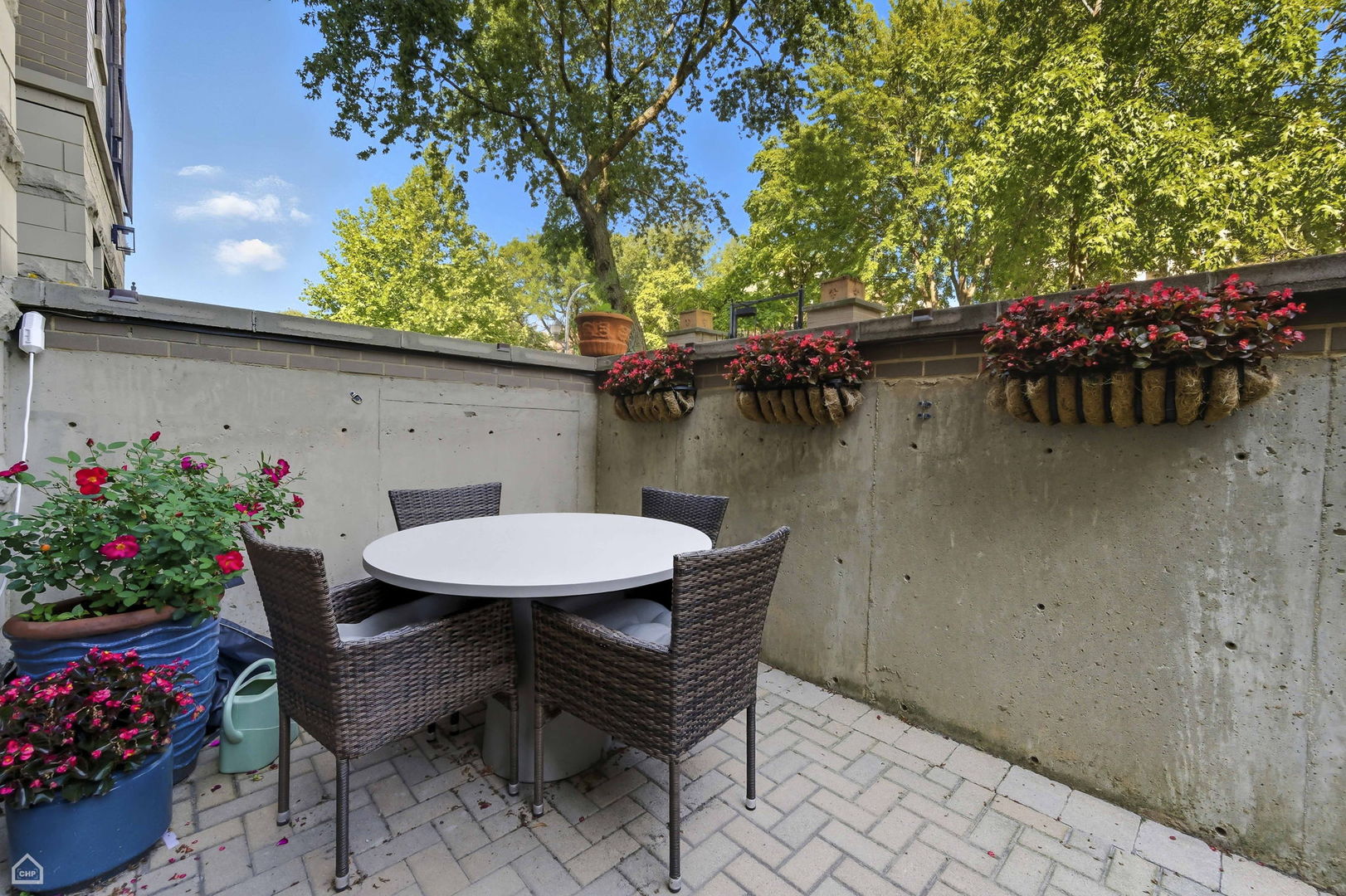 4606 N Malden Street GS