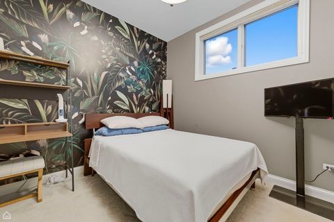 Tiny photo for 4606 N Malden Street #GS, Chicago, IL 60640 (MLS # 12505989)