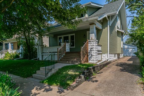 Photo of 1611 24th Street, Rock Island, IL 61201 (MLS # 12729825)