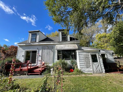 Photo of 9940 Melvina Avenue, Oak Lawn, IL 60453 (MLS # 12503200)